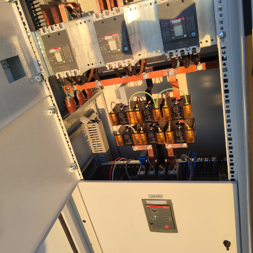 Distributivni paneli za solarne elektrane